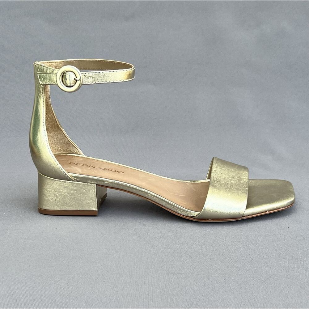 BERNARDO Jalena Low Heel Sandal Champagne Antique Calf Women's Size 8.5 US - Picture 2 of 13